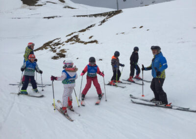 Le ski club Bagnères - La Mongie bénéficie d'un encadrement diplômé de qualité
